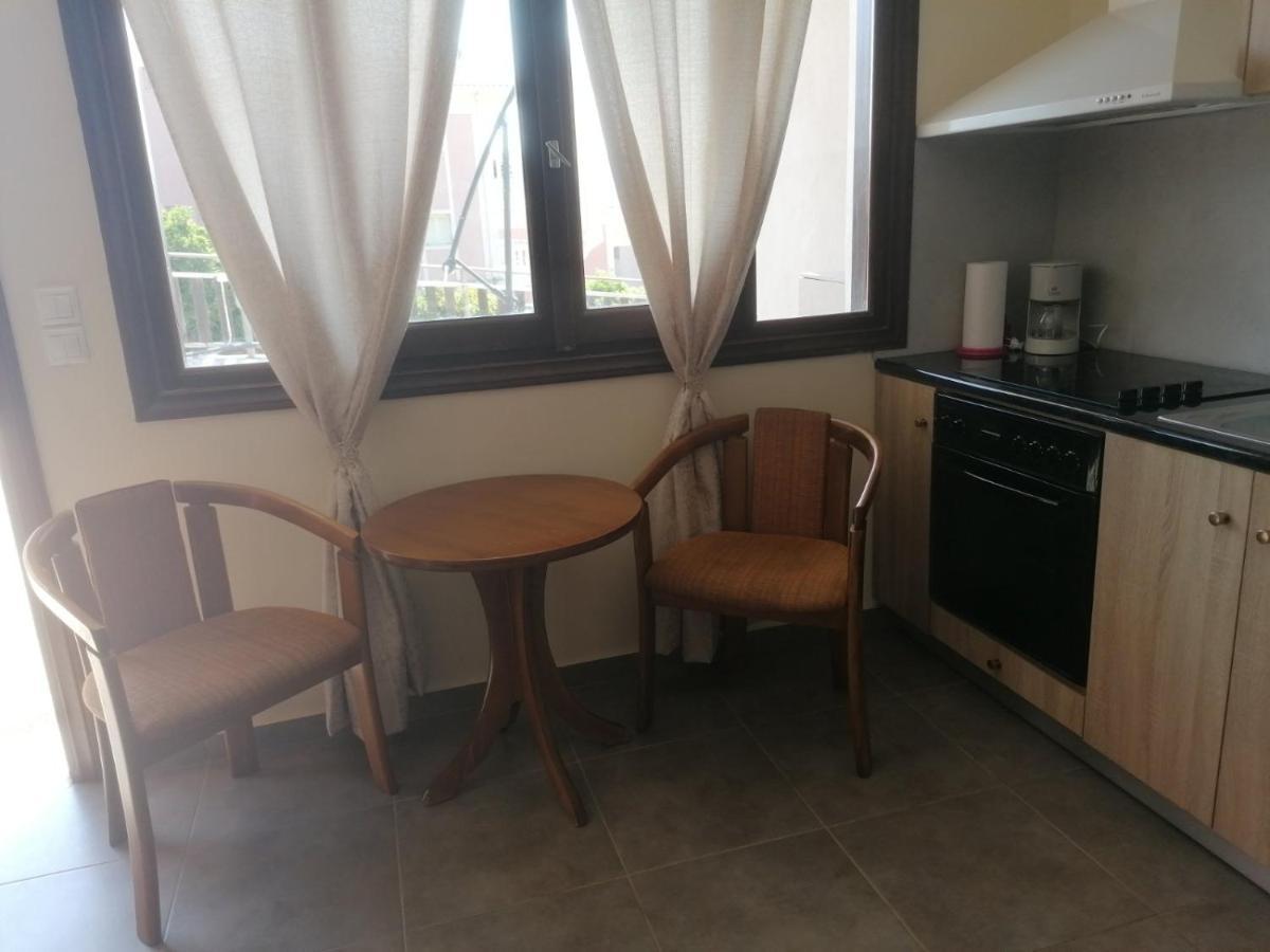 Ionion Fos Aparthotel Nikiana Exterior foto