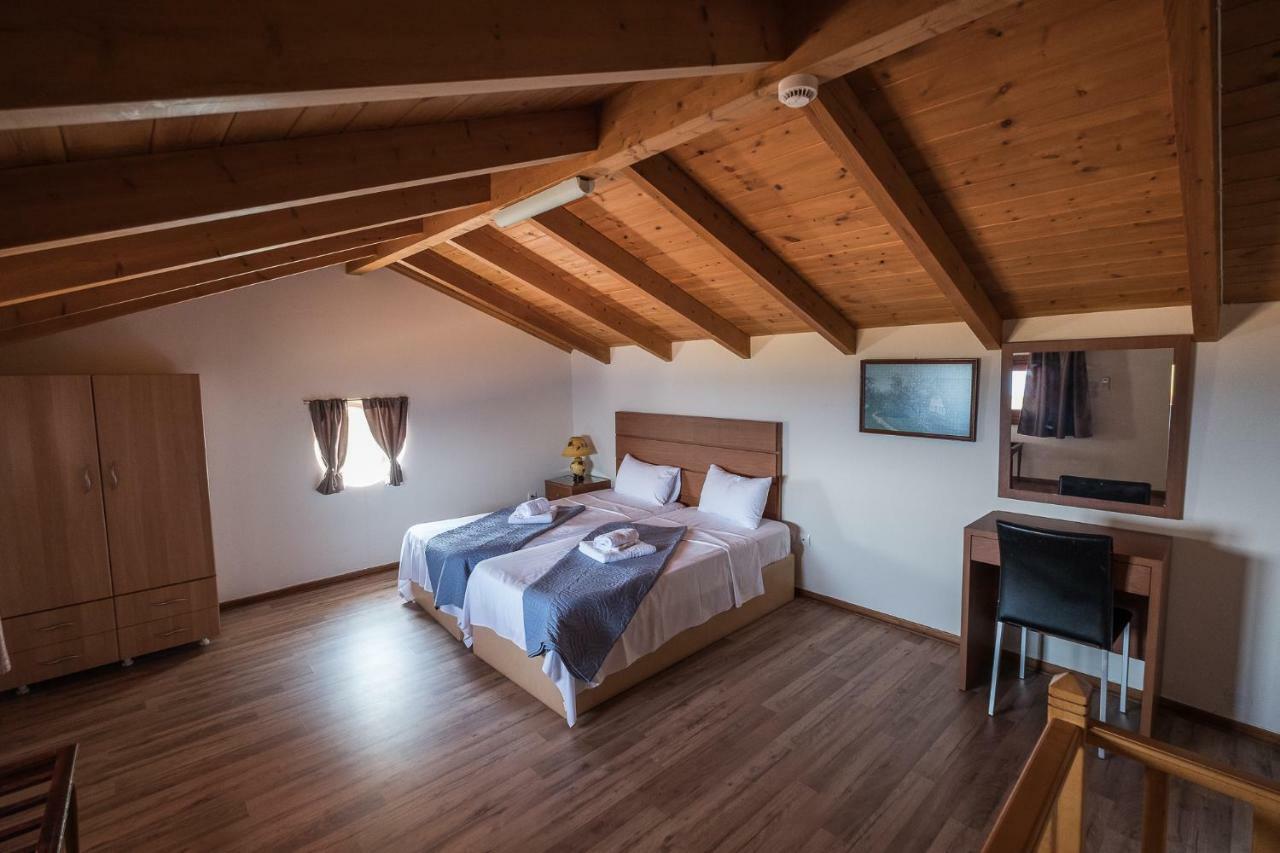 Ionion Fos Aparthotel Nikiana Exterior foto